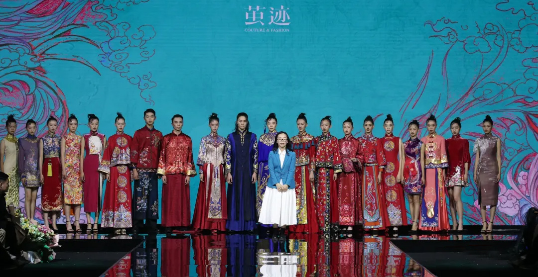 秀场直击｜茧迹：“听霖”天地间 万物皆润泽