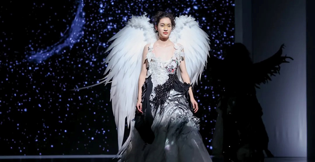 秀场直击 | 张肇达：星河璀璨，织梦无垠